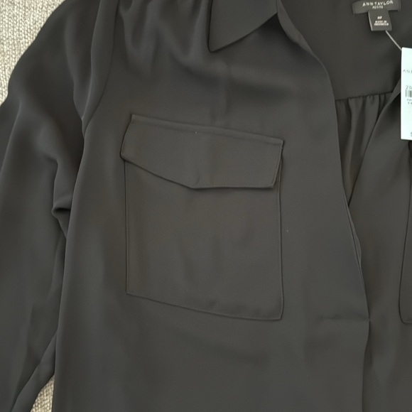 Ann Taylor women’s top - Picture 3 of 4